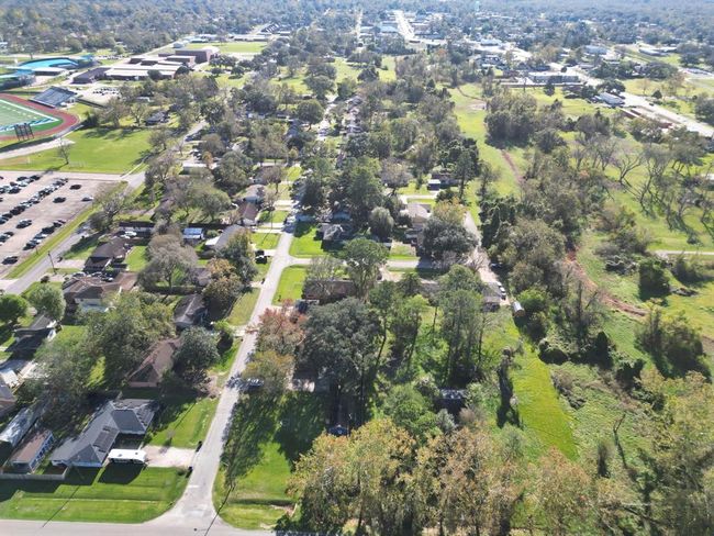 1303 Mac Dr, House other with 4 bedrooms, 2 bathrooms and 2 parking in Sweeny TX | Image 39