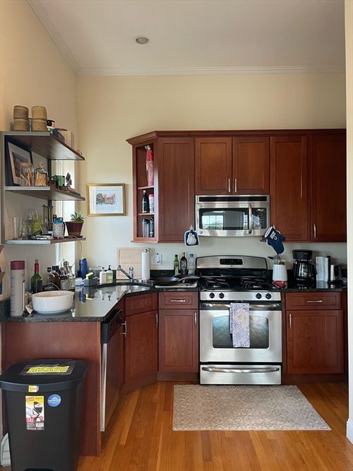 62-55 Magazine St, Cambridge, MA, 02139-3937 | Card Image