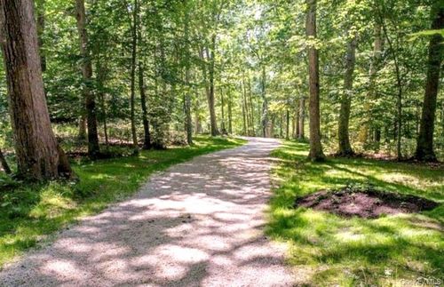 12 Dogwood Ln, Shelter Island, NY, 11964 | Card Image