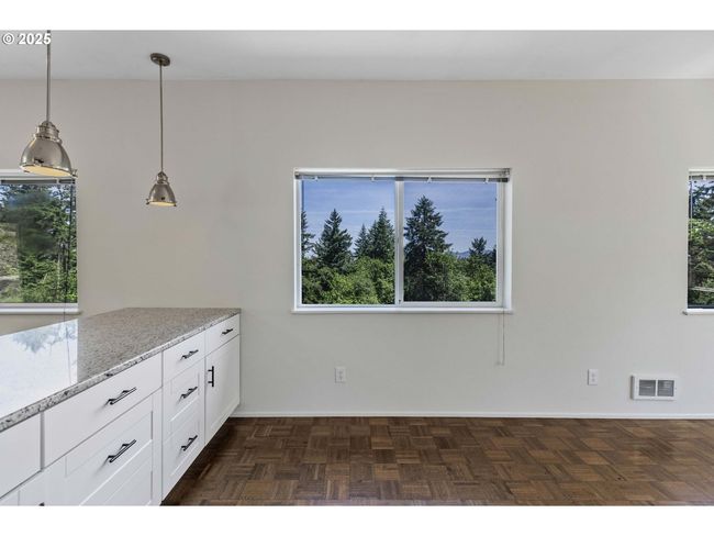 2689 Cupola Dr, House other with 4 bedrooms, 2 bathrooms and null parking in Eugene OR | Image 11