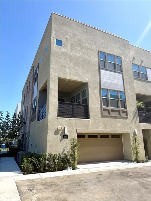 2048 Hollyleaf, Montebello, CA, 90640 | Card Image