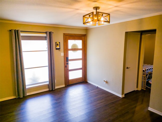 325 Clary Dr, House other with 3 bedrooms, 2 bathrooms and null parking in Mesquite TX | Image 4