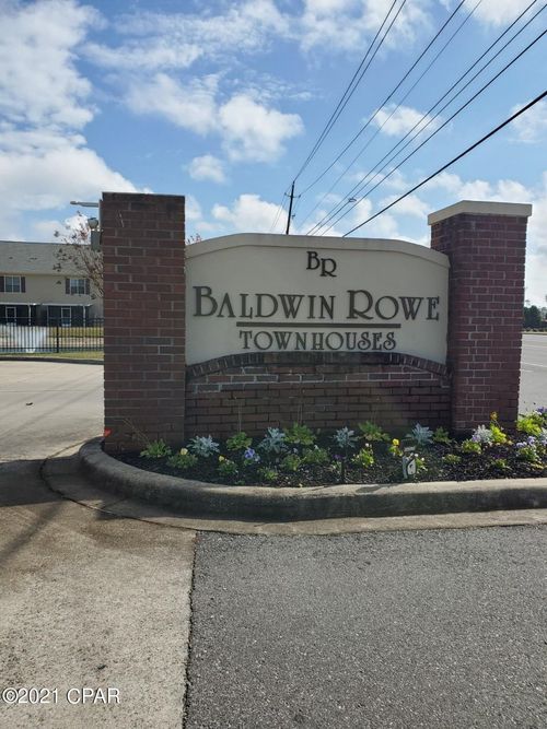 1006-1006 Baldwin Rowe Cir, Panama City, FL, 32405-5892 | Card Image