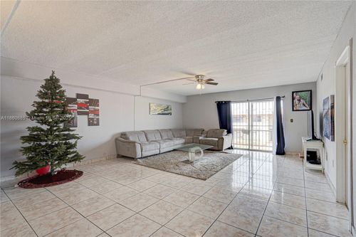 apt-214-301 177th St, Miami Gardens, FL, 33169-4967 | Card Image