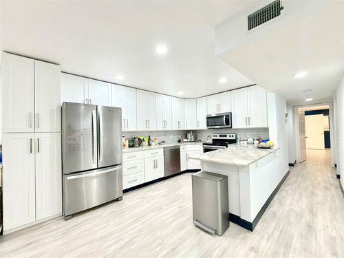 apt-b1-13790 Oneida Dr, Delray Beach, FL, 33446-3320 | Card Image