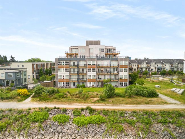415 - 10177 River Drive, Condo with 2 bedrooms, 2 bathrooms and 2 parking in Richmond BC | Image 18