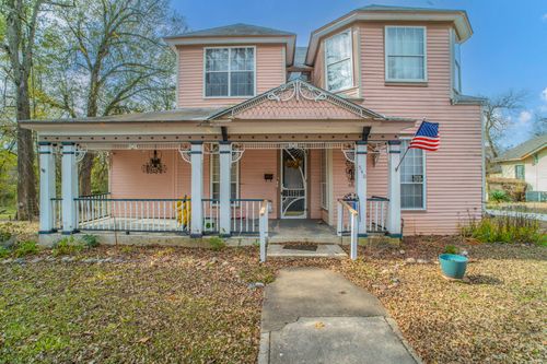 540 12th St Se, Paris, TX, 75460-7436 | Card Image