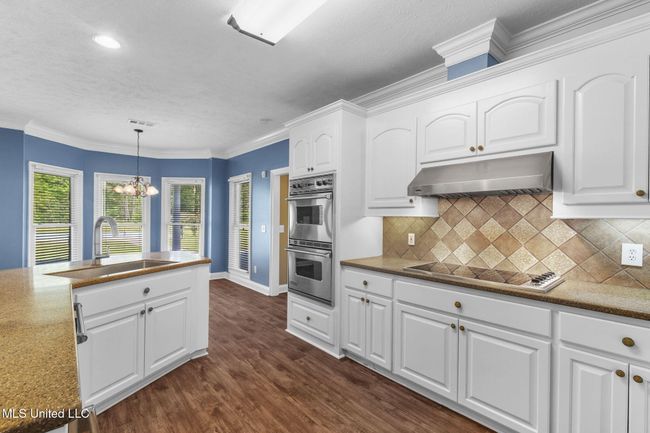 24-web-or-mls-211 Lake Terrace-29 | Image 24