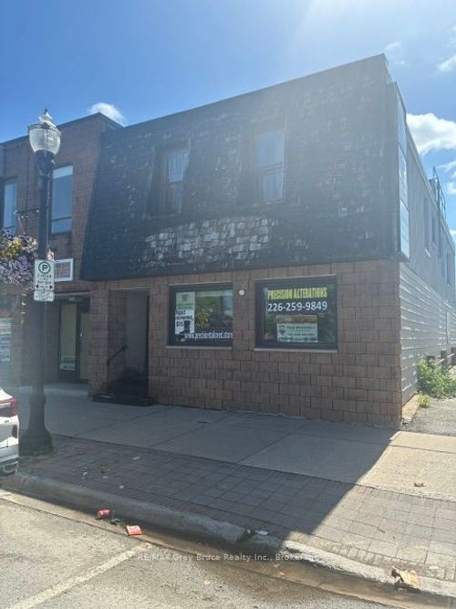 1071 2nd Ave E, Owen Sound, ON, N4K2H8 | Card Image