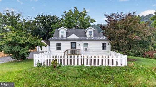 413 Pleasant View Rd, HUMMELSTOWN, PA, 17036-8007 | Card Image