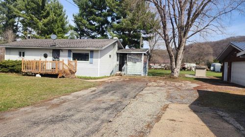 17432 Oakes Road, Boscobel, WI, 53805 | Card Image