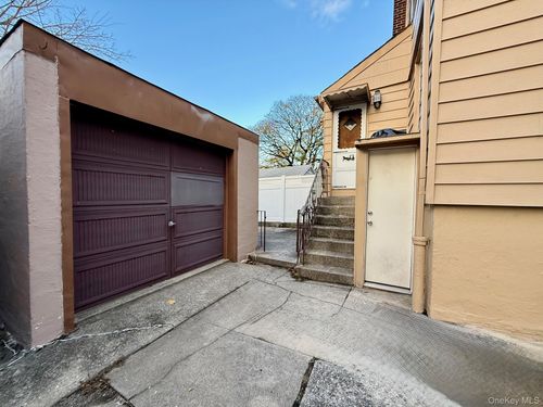 64-41 60th Ave, Maspeth, NY, 11378-3426 | Card Image
