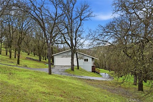 19474 Donkey Hill Rd, Hidden Valley Lake, CA, 95467-8330 | Card Image