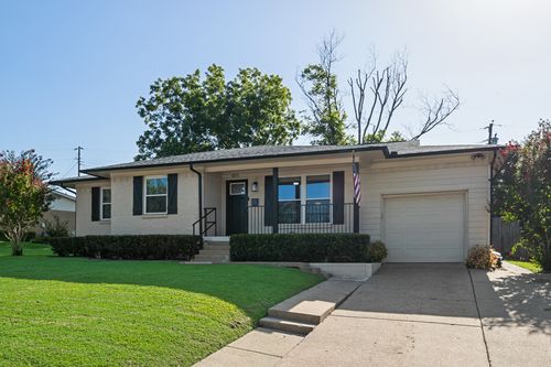 805 Jackson St, Rockwall, TX, 75087-2210 | Card Image