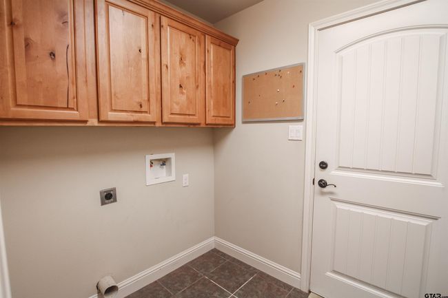 2559 Lazy Acres Ln, House other with 3 bedrooms, 2 bathrooms and null parking in Tyler TX | Image 15