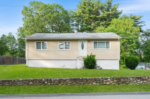20 Hilltop Dr, Burlington, MA, 01803-3926 | Card Image