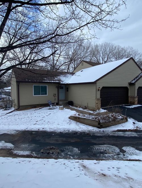 a-1625 Upper Afton Road, Saint Paul, MN, 55106 | Card Image