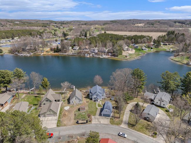 8010 W Lumberjack Dr, House other with 4 bedrooms, 3 bathrooms and null parking in Mears MI | Image 40