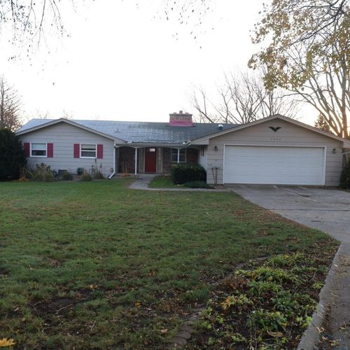 1002 S Tama St, Rock Rapids, IA, 51246-2027 | Card Image