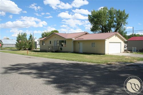 251 E 1st Ave N, Columbus, MT, 59019-7281 | Card Image
