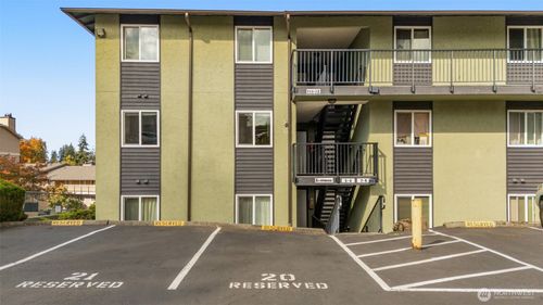 a7-423 75th St Se, Everett, WA, 98203-5565 | Card Image