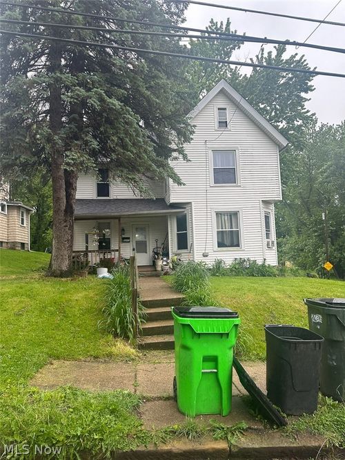 1105 Oak Avenue Se, Massillon, OH, 44646 | Card Image