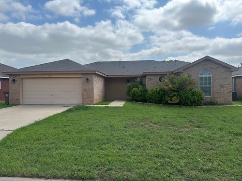 1210 Wallace Ln, San Angelo, TX, 76905-2324 | Card Image