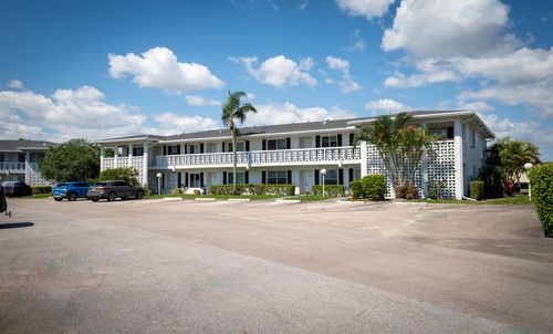 apt-203-2915 Sw 15th St, Delray Beach, FL, 33445-5896 | Card Image