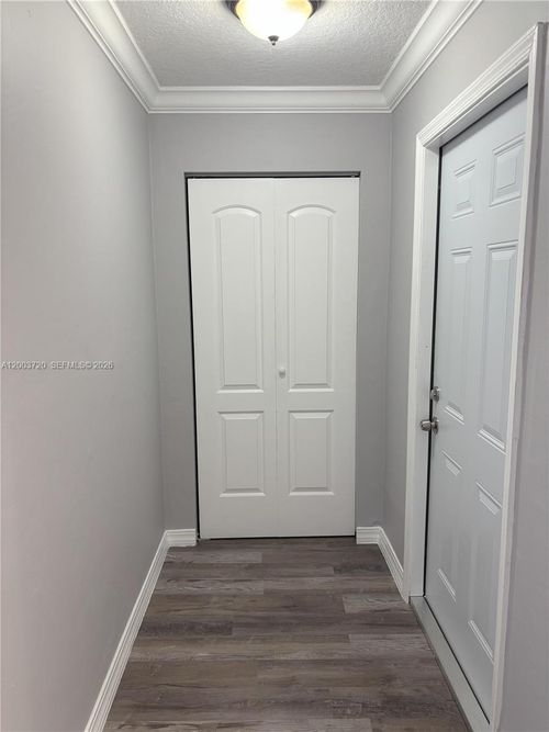 w-8444 Nw 23rd Mnr, Coral Springs, FL, 33065-5602 | Card Image
