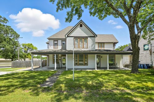 340 W Brook St, Neosho, MO, 64850-1464 | Card Image