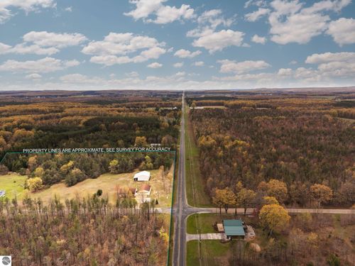 960 E 32 Road, Boon, MI, 49618 | Card Image
