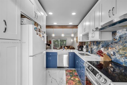 apt-207-1000 Hillcrest Ct, Hollywood, FL, 33021-7823 | Card Image