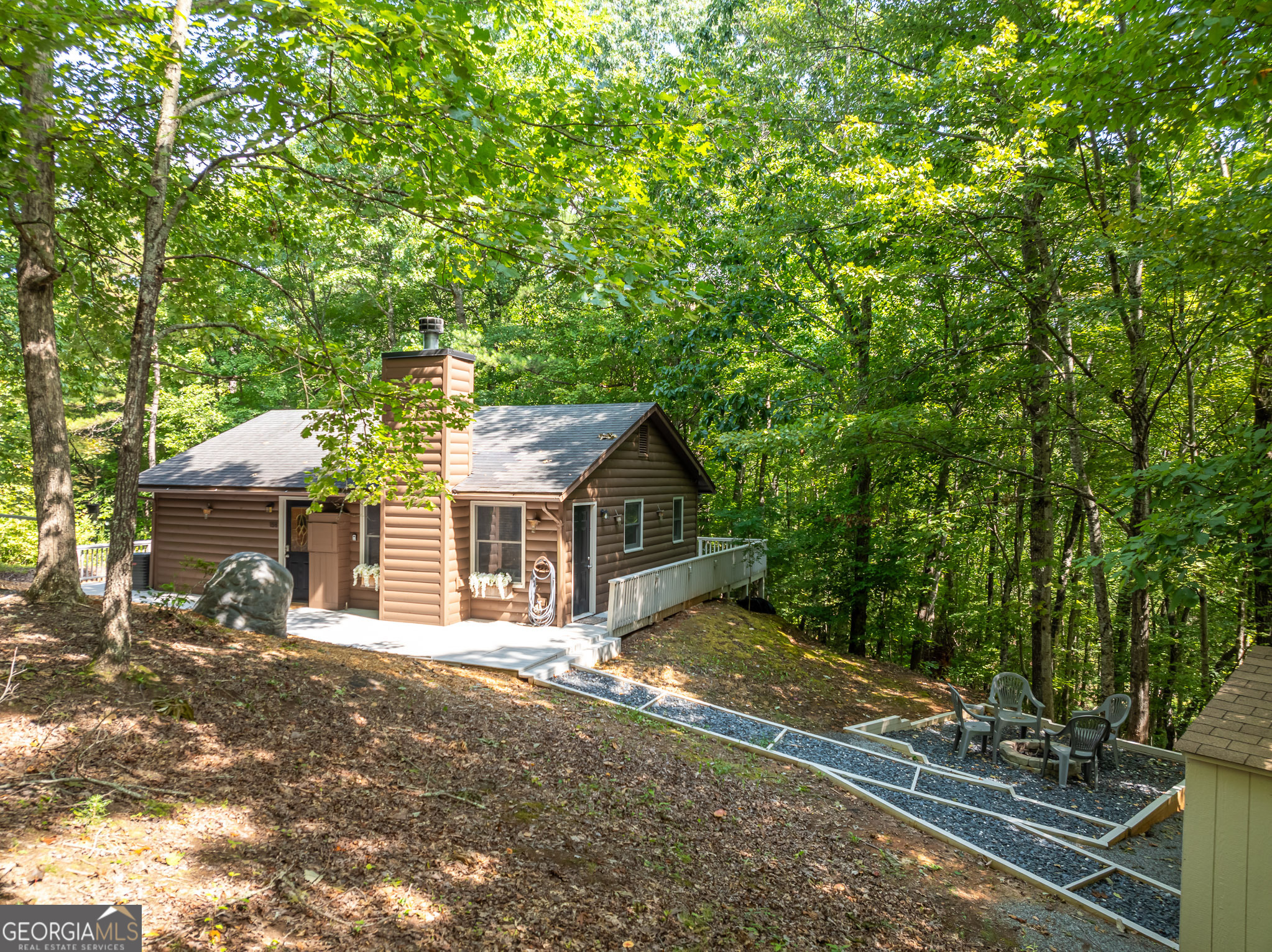 Moonshine Holw, Blue Ridge, GA 30513