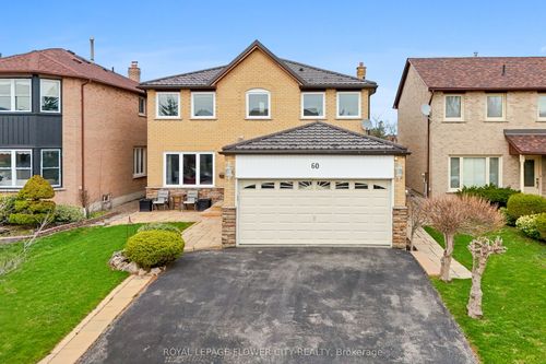60 Newgreen Cres, Brampton, ON, L6S4Y5 | Card Image
