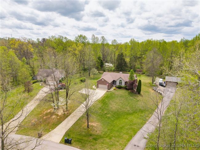 1475 Cedar Ln Nw, Home with 3 bedrooms, 3 bathrooms and null parking in Corydon IN | Image 46