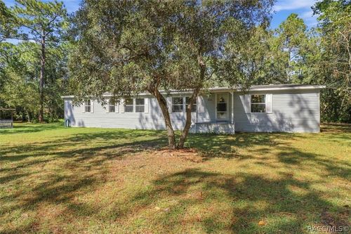 5739 W Holiday St, Homosassa, FL, 34446-1528 | Card Image