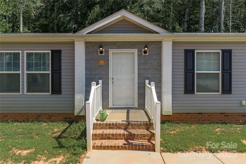 185 Crystal Bay Dr, Mooresville, NC, 28115-7160 | Card Image