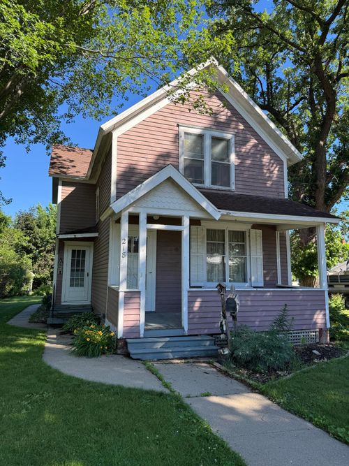 218 W Jewell Ave, Lake City, MN, 55041-1336 | Card Image