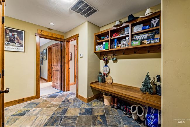22 Francois Ct, House other with 4 bedrooms, 4 bathrooms and 2 parking in Donnelly ID | Image 41