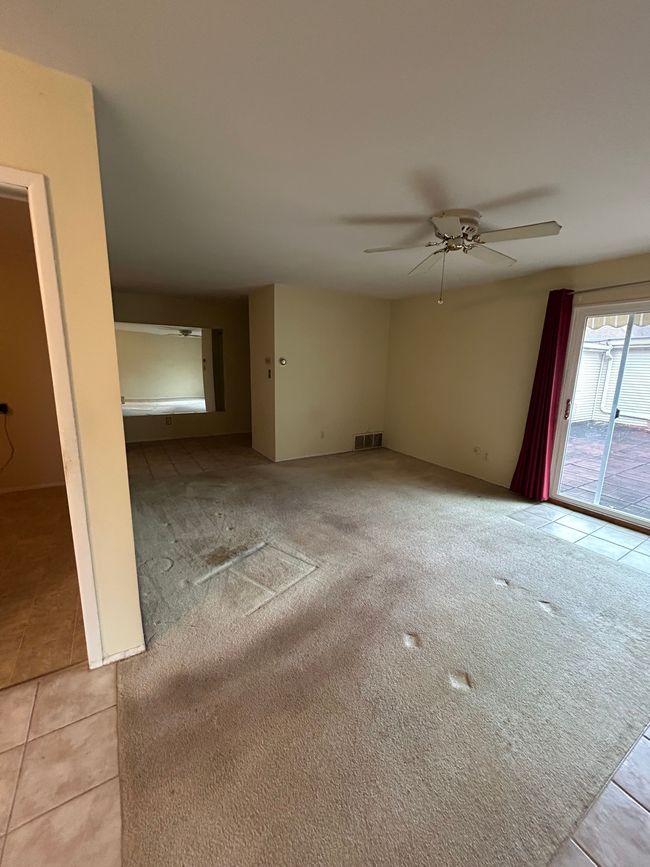 APT-21 - 8127 Colony Dr, Condo with 2 bedrooms, 2 bathrooms and null parking in Grosse Ile MI | Image 8