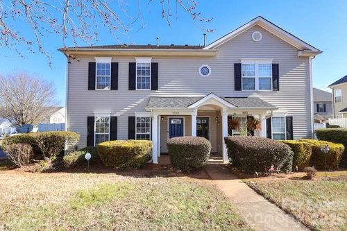 1109 Triece Ln, Charlotte, NC, 28215-4286 | Card Image