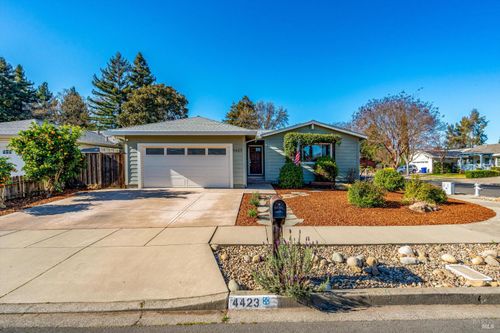 4423 Dove Court, Napa, CA, 94558 | Card Image