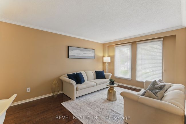 1076 Roxborough Dr, House other with 4 bedrooms, 3 bathrooms and 2 parking in Oakville ON | Image 17