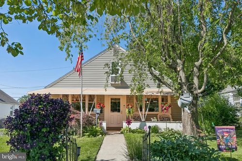 918 Griffith St, PHILADELPHIA, PA, 19111-2615 | Card Image