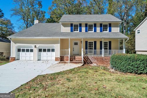 1559 Fieldgreen Overlook, Stone Mountain, GA, 30088-3110 | Card Image