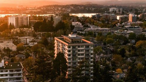 902-250 Douglas St, Victoria, BC, V8V2P4 | Card Image