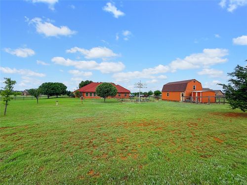 594 Ne Valley View Rd, Lawton, OK, 73507-8014 | Card Image