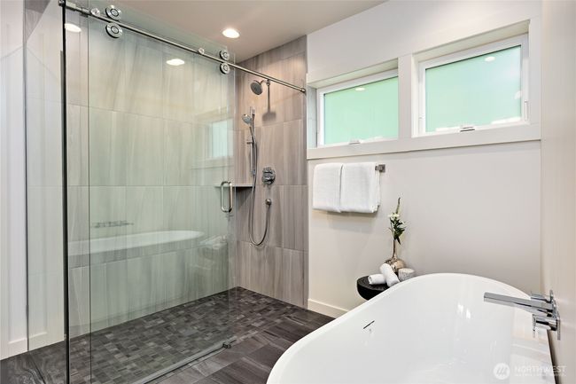 6050 Chorus Frog St Ne, House other with 4 bedrooms, 5 bathrooms and 2 parking in Bainbridge Island WA | Image 20
