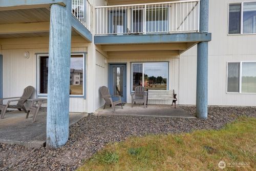 203-210 26th St Nw, Long Beach, WA, 98631-5221 | Card Image