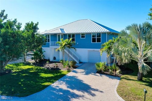 2479 Harbour Ln, SANIBEL, FL, 33957-2028 | Card Image